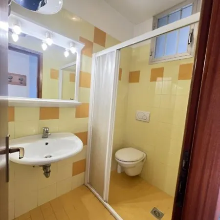 Cozy Flat Near The With Terraces Apartment
